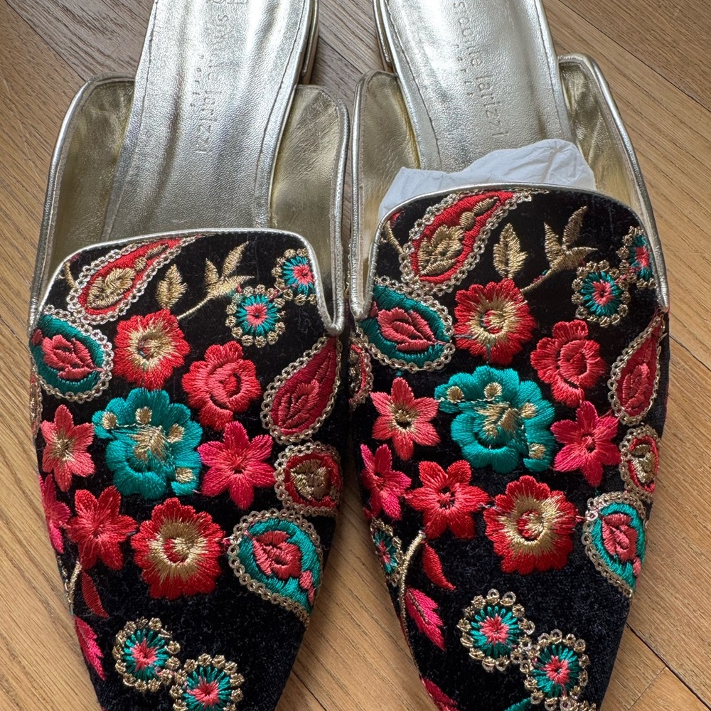 Sidonie Larizzi Black and Gold Embroidered Mules